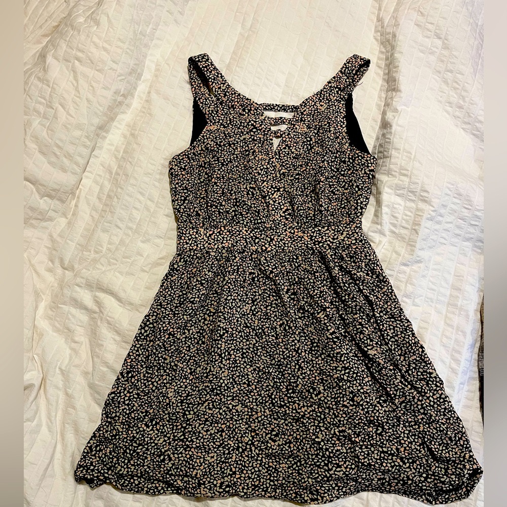 BCBGeneration Strappy Cage-Neck Fit & Flare Dress deep V back size 2 pockets